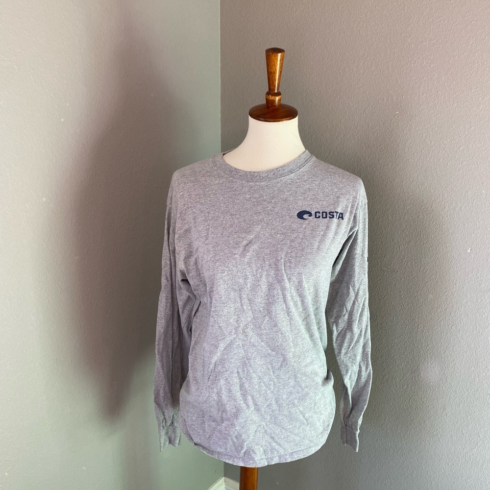 gray American flag shirt